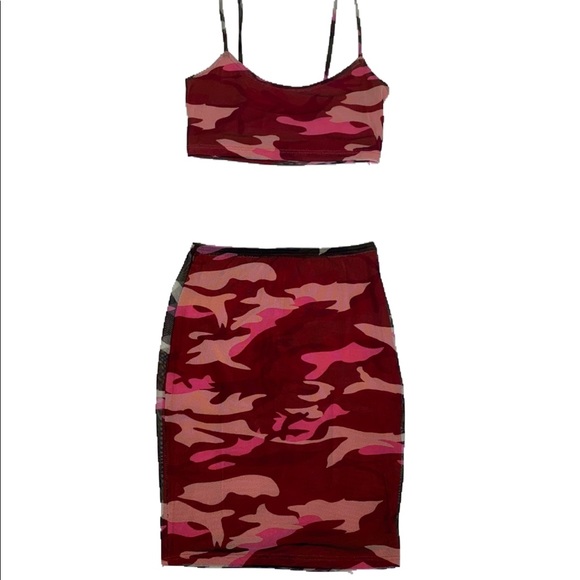 Fashion nova camo skirt set - Picture 2 of 6
